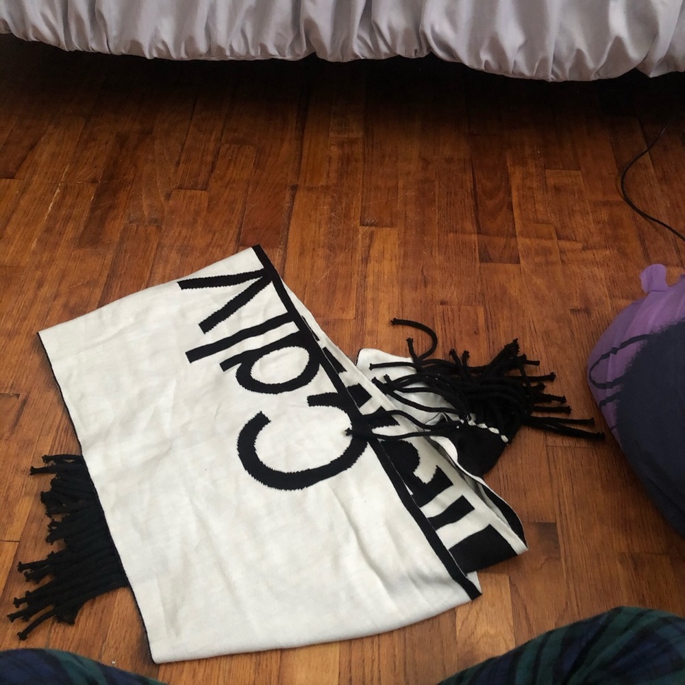 Calvin Klein Long scarf